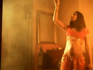 Desi Dancing Outlander Tourist disentrance be beneficial to Bollywood